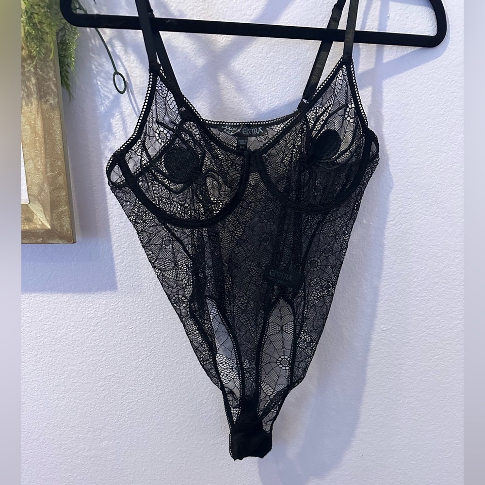 Dolls Kill DARK MISTRESS LACE BODYSUIT size Medium